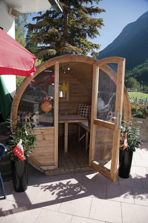 Pension Schönblick Saas-Grund Exteriör bild